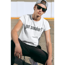 Lade das Bild in den Galerie-Viewer, Got Sneaker? - T-Shirt
